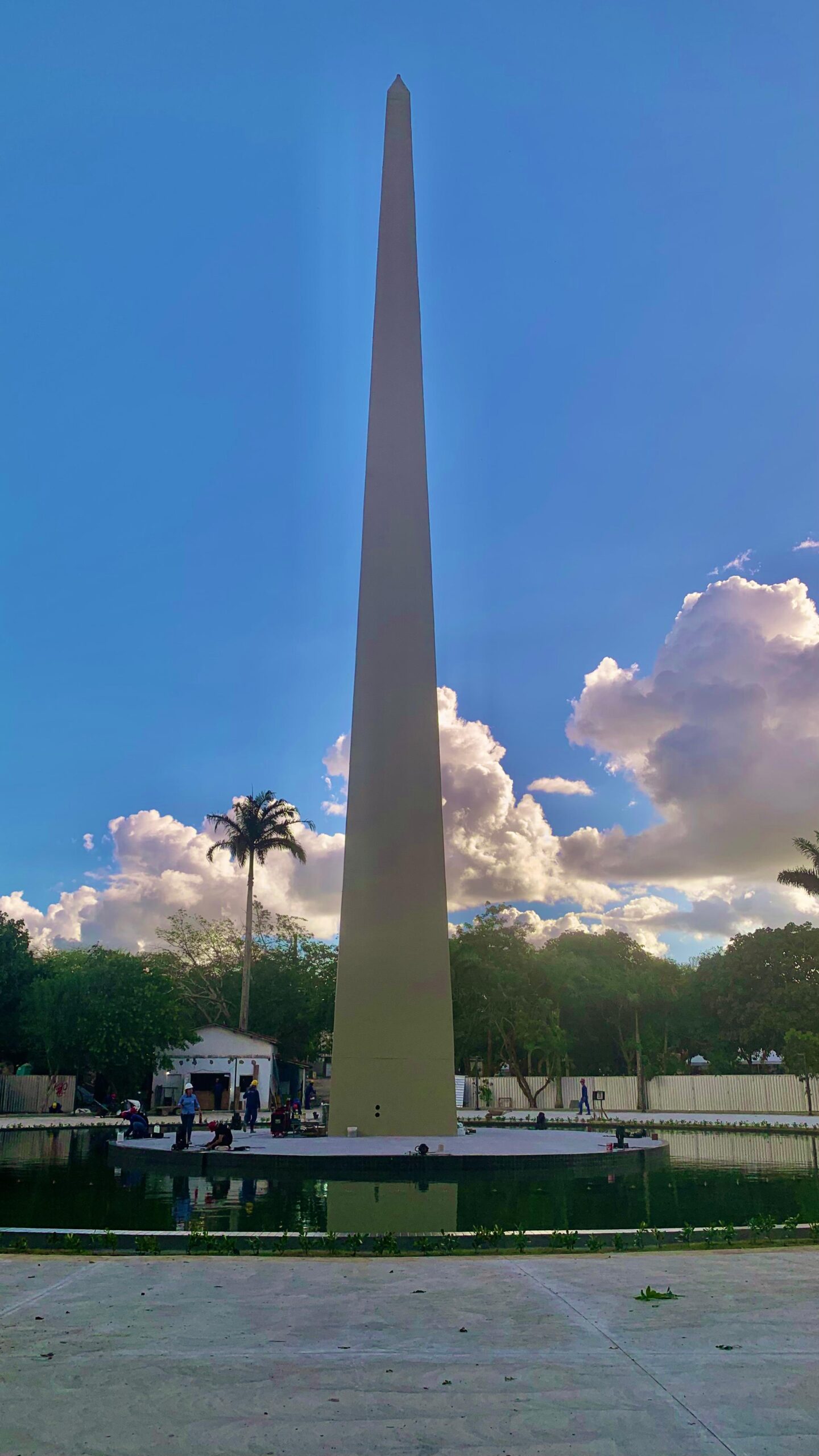 Parque Evaldo Cruz: obras na fonte luminosa estão na fase final e testes oficiais de iluminação iniciam nesta semana