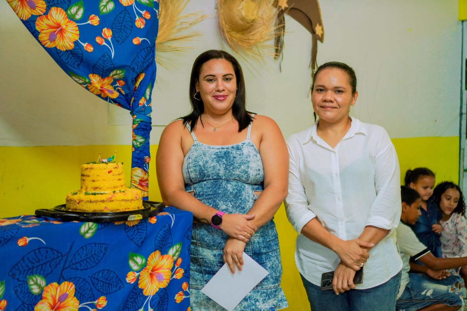 Estudantes da EJA participam do projeto Noite do Cuscuz, em valorização da culinária nordestina, nas escolas municipais