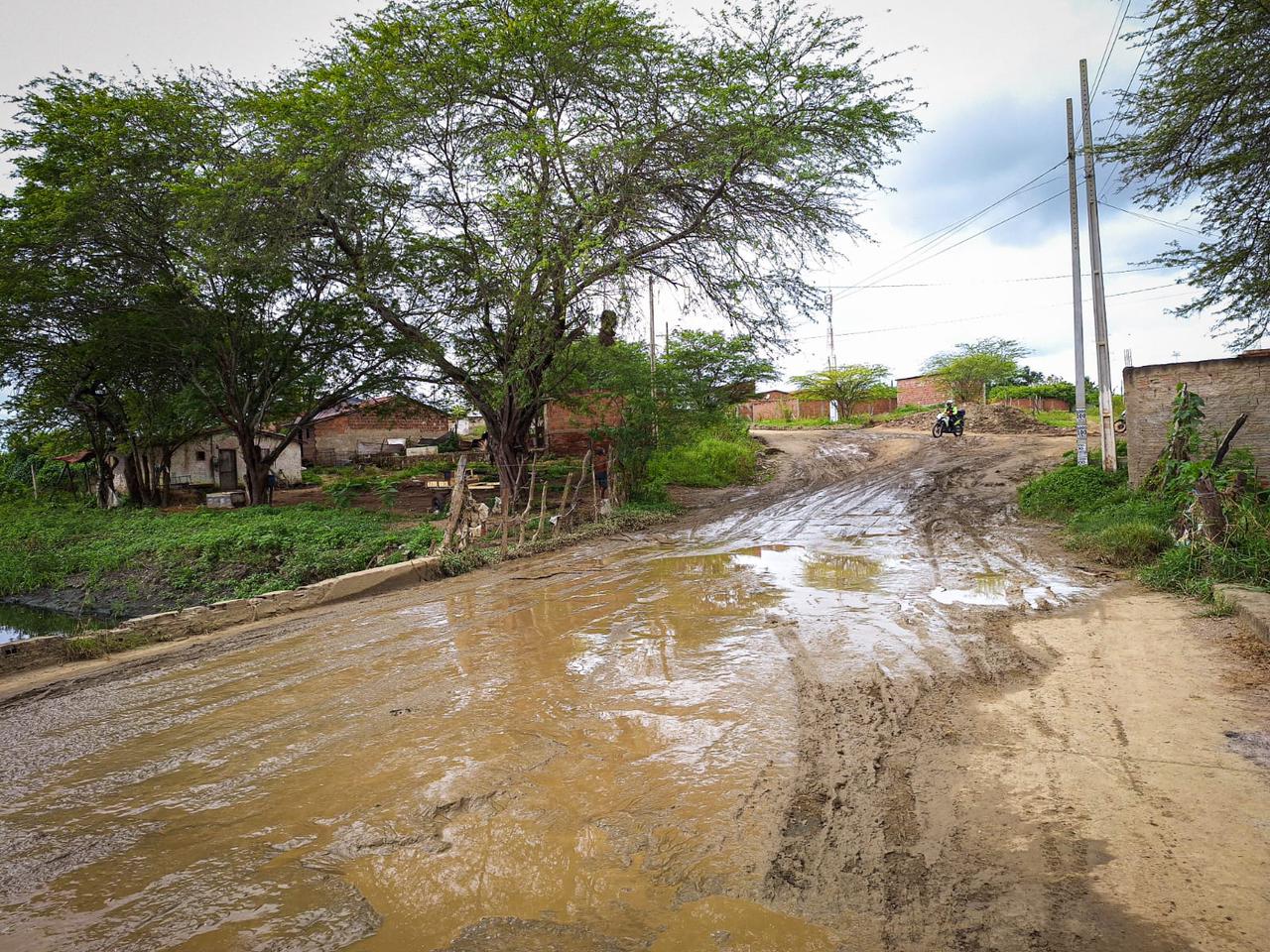 Prefeitura de Campina Grande assina ordem de serviço para construção de ponte que interliga os bairros da Catingueira e Catolé de Zé Ferreira