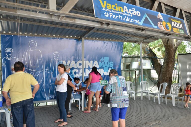 Vacinação no Terminal de Integração de Campina Grande é destaque na oficina nacional ImunizaSUS