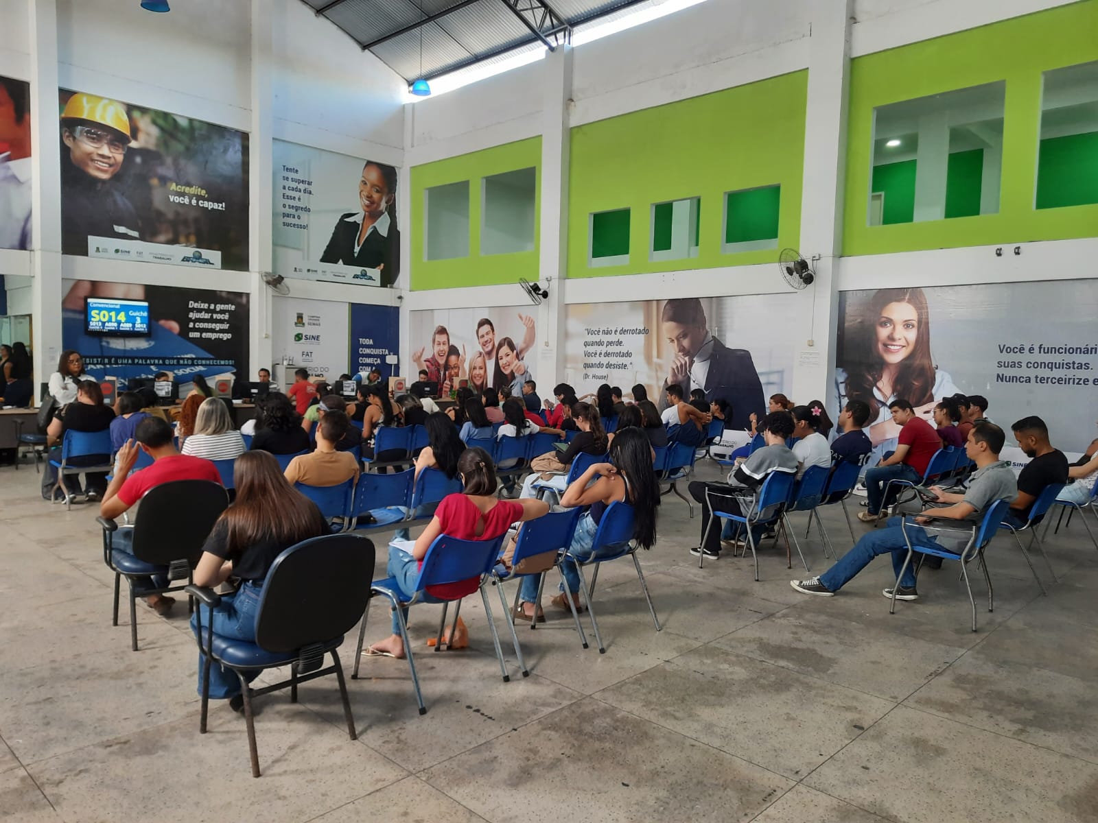 Sine Municipal registra 624 candidatos em dois dias de seleção para Operadores de Telemarketing