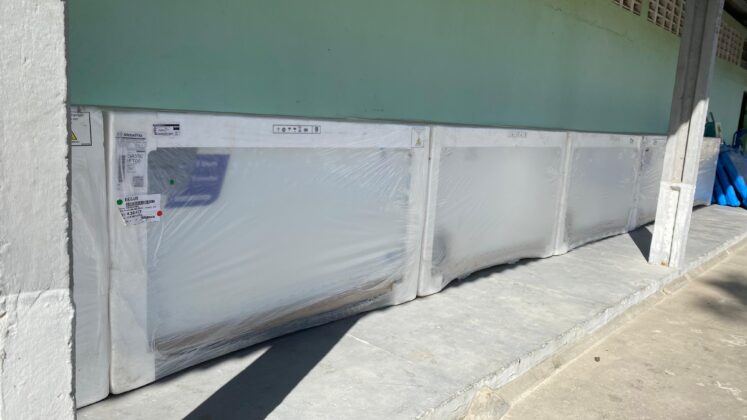 Prefeitura de Campina Grande recebe doação de freezers e outros equipamentos para setores alimentícios da Semas