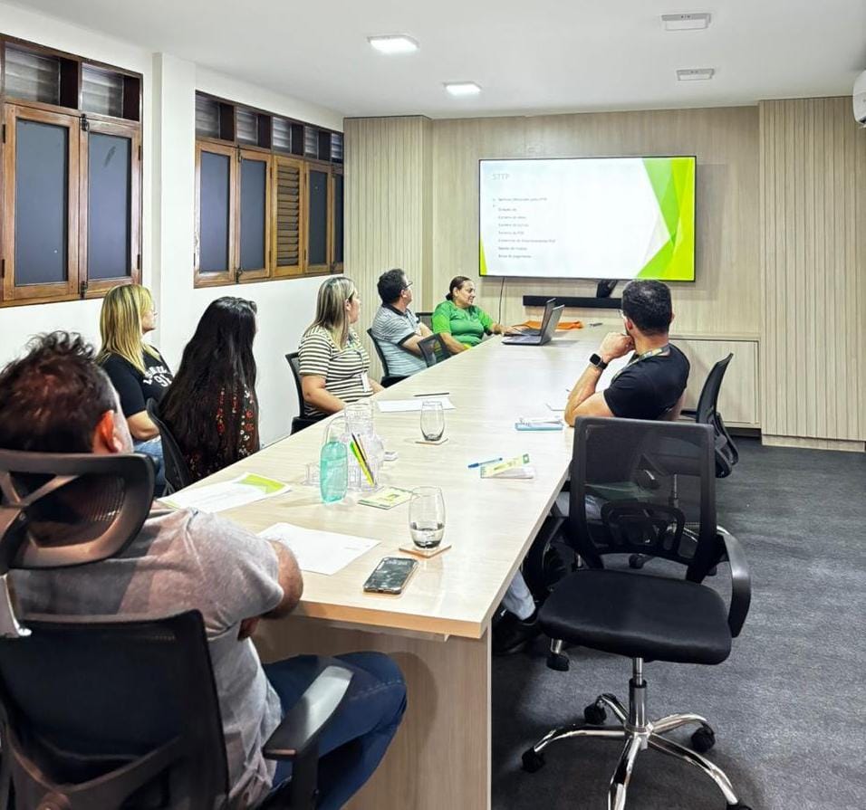 Equipe da Amde faz reunião de avaliação das ações deste ano e de planejamento para novos projetos em 2025