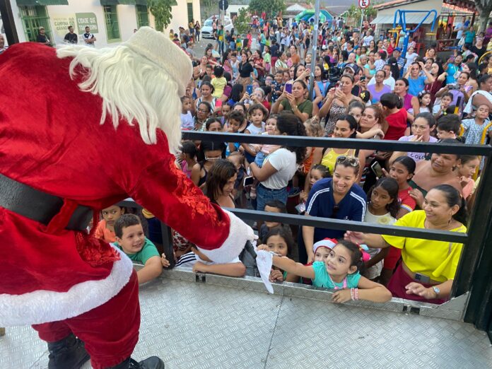 Prefeitura de Campina Grande dá continuidade à programação de Natal, com visita do Papai Noel ao distrito de Galante