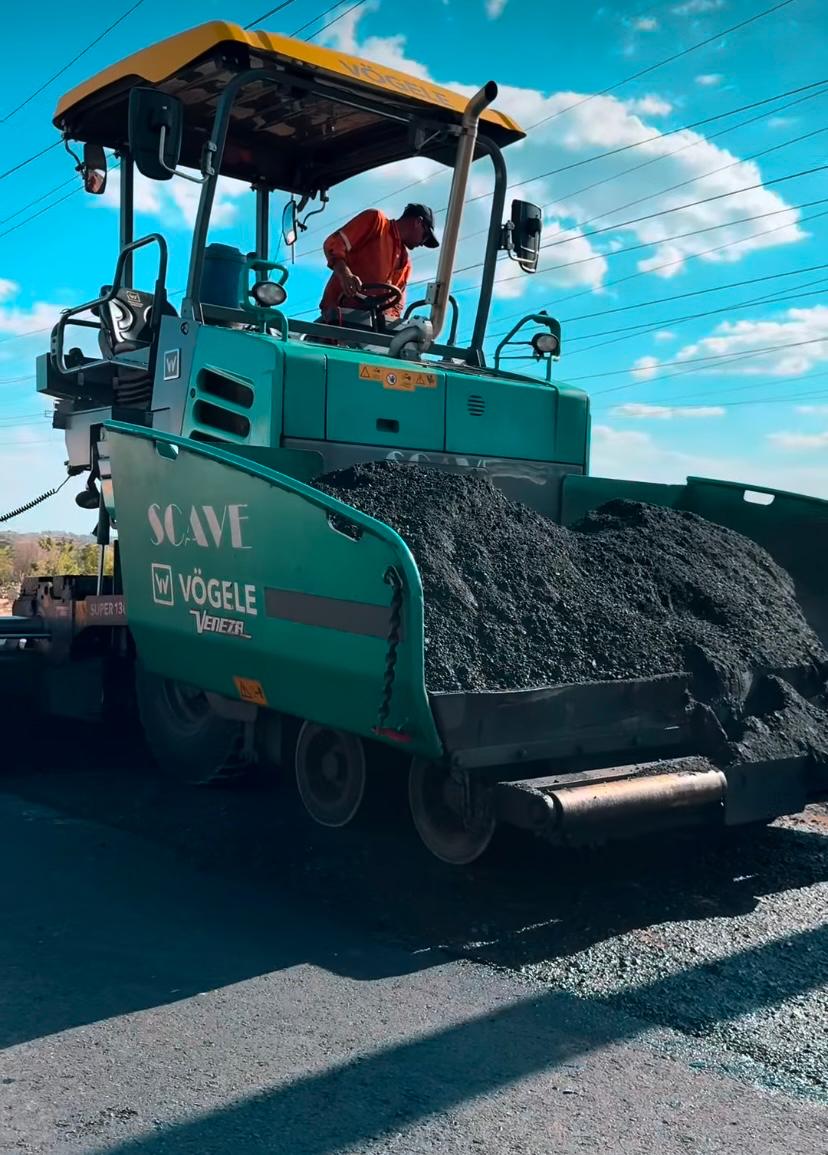 Prefeitura de Campina Grande intensifica pavimentação com aplicação de nova camada de asfalto na avenida Plínio Lemos