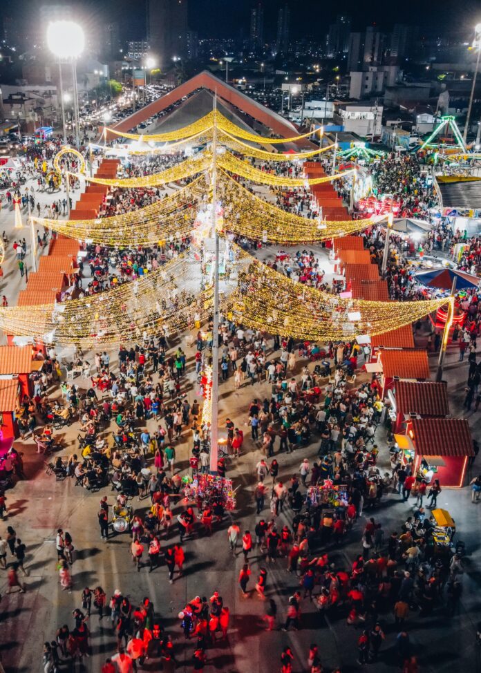 Natal Iluminado: polos do evento registram recorde de público na véspera e no dia de Natal