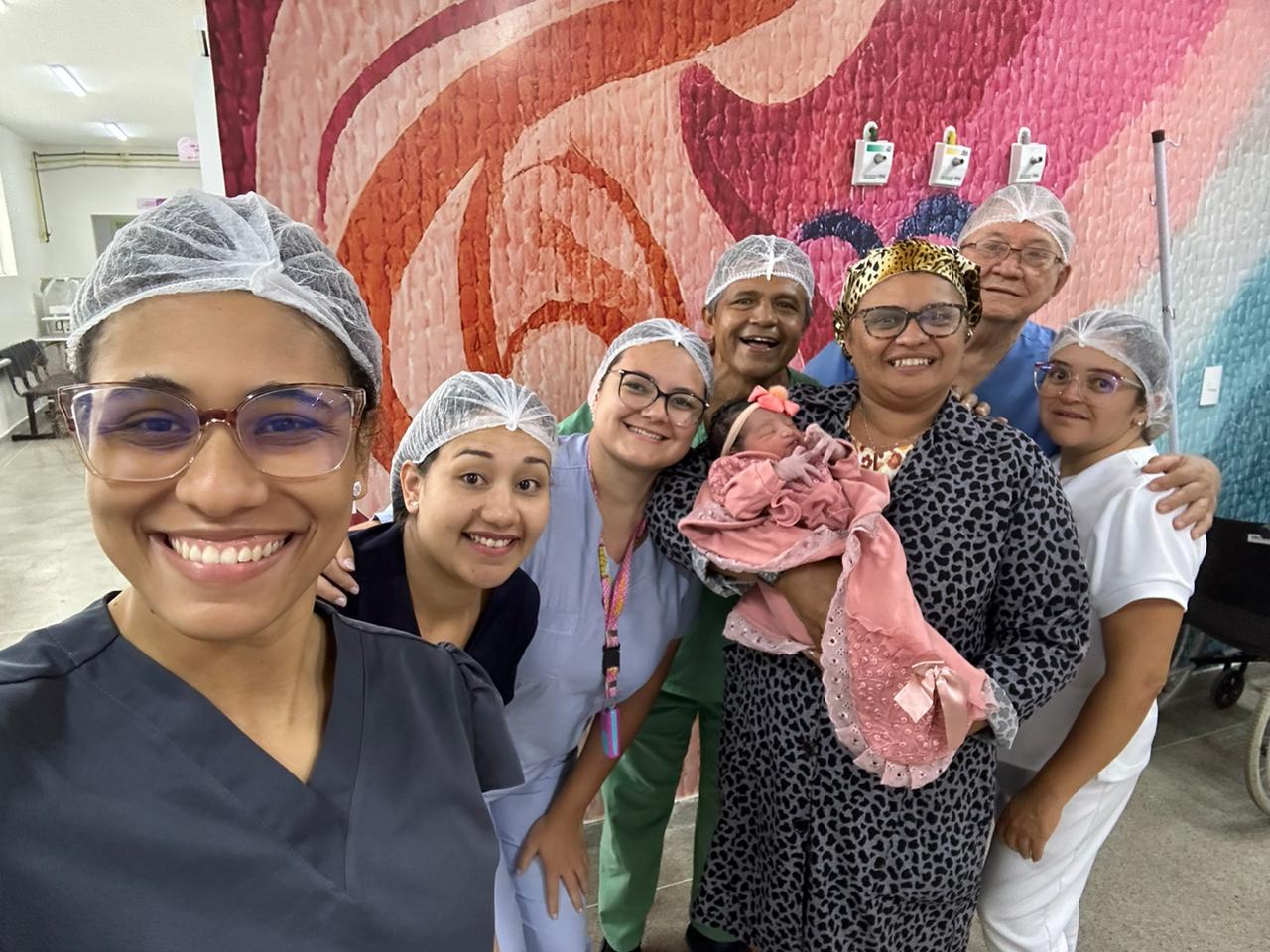 ISEA comemora a chegada da primeira bebê de 2025