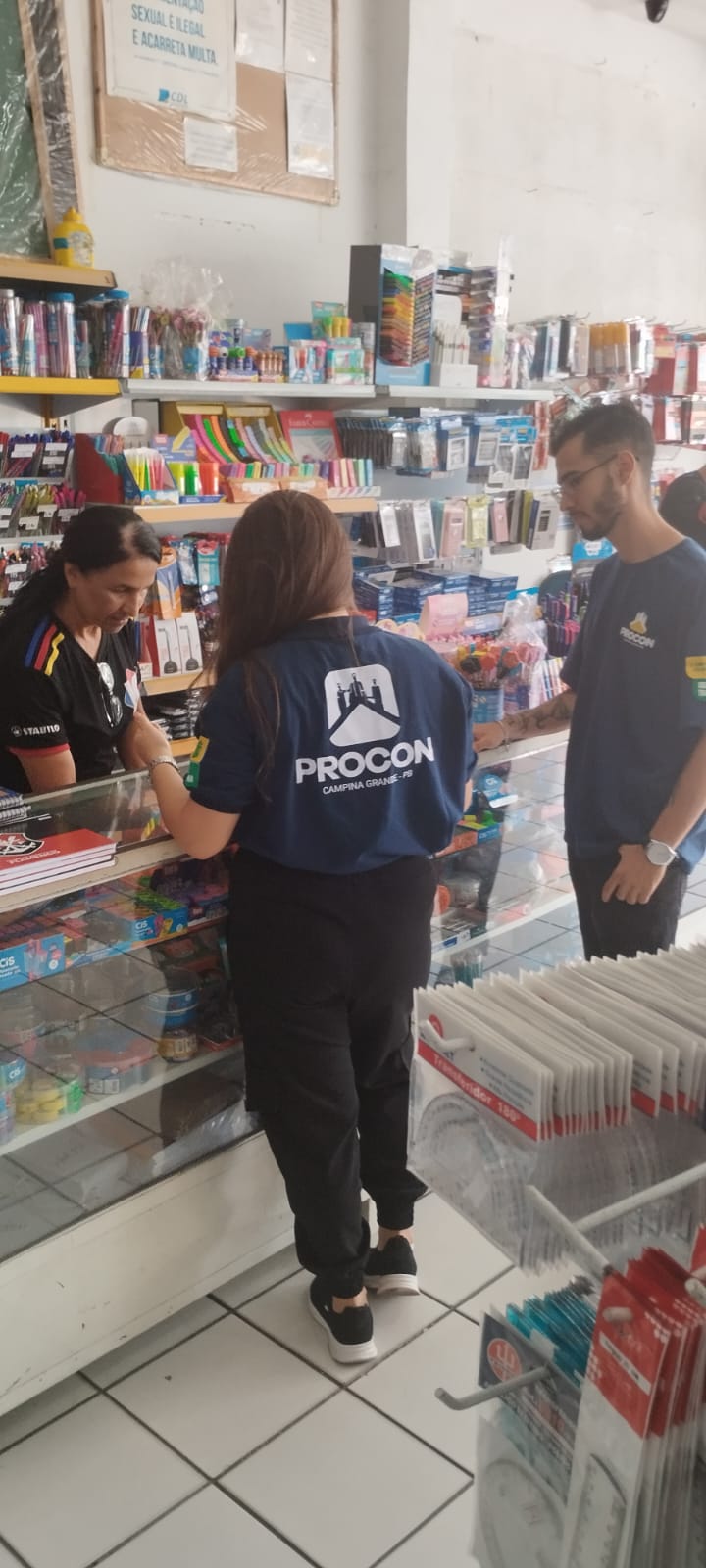 Preços de material escolar variam até 988,89% em Campina Grande, aponta Procon Municipal