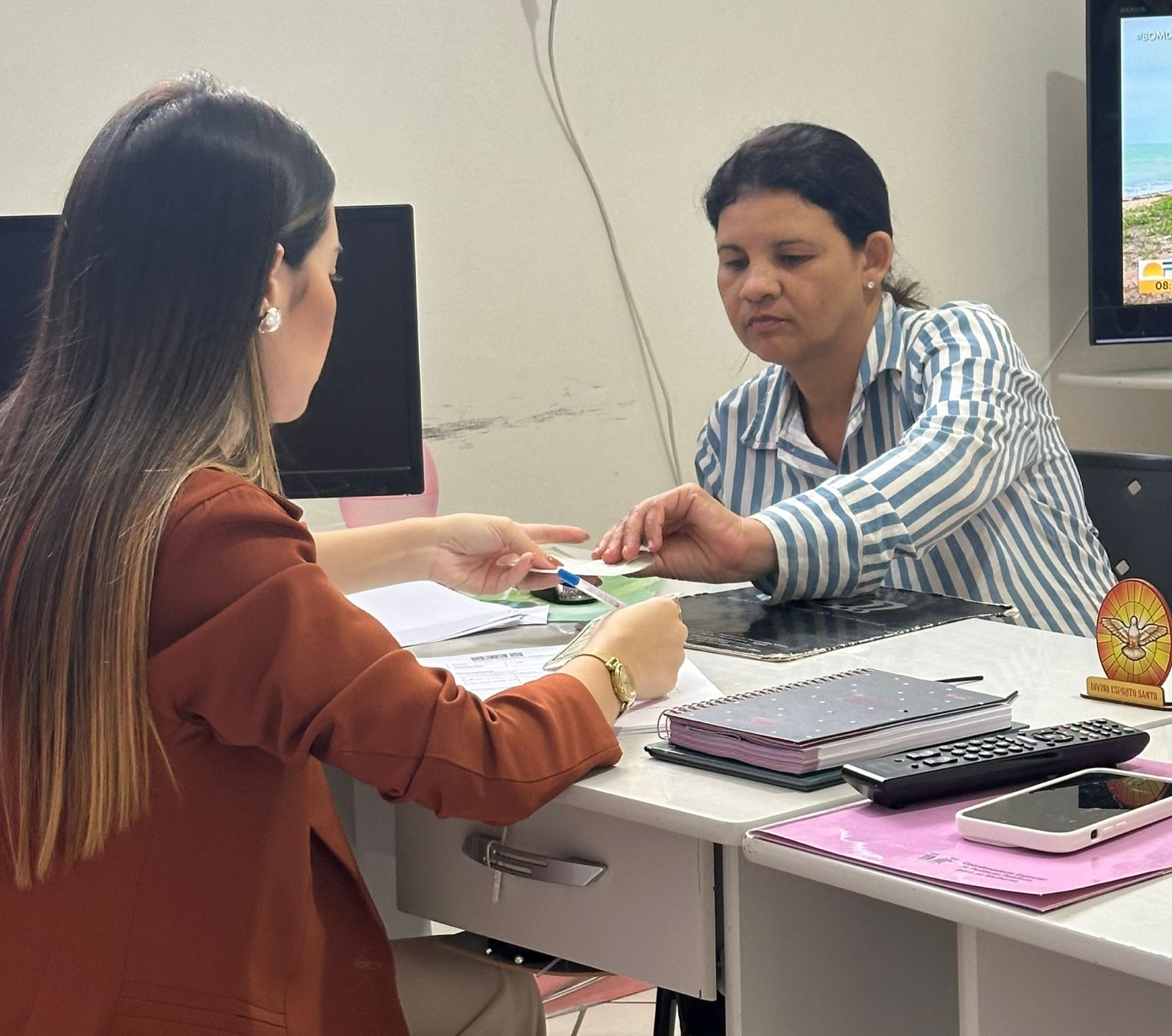 Prefeitura de Campina Grande divulga lista de mulheres classificadas para curso gratuito de Assistente Administrativo