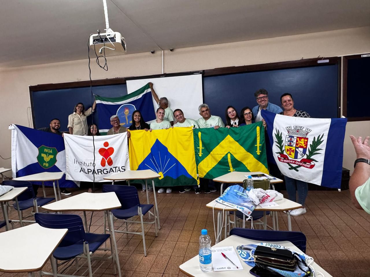 Educadores da Rede Municipal de Campina Grande são destaques nacionais no Prêmio Educador Nota 10 e representam a cidade no Congresso Internacional da FIEPS