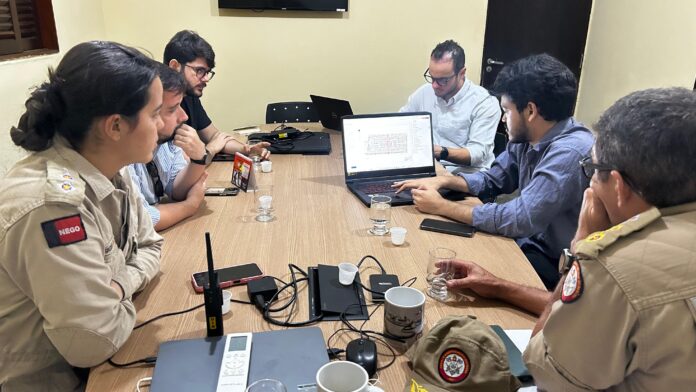 Prefeitura apresenta prévia de projeto de combate a incêndio do Mercado Central ao Corpo de Bombeiros