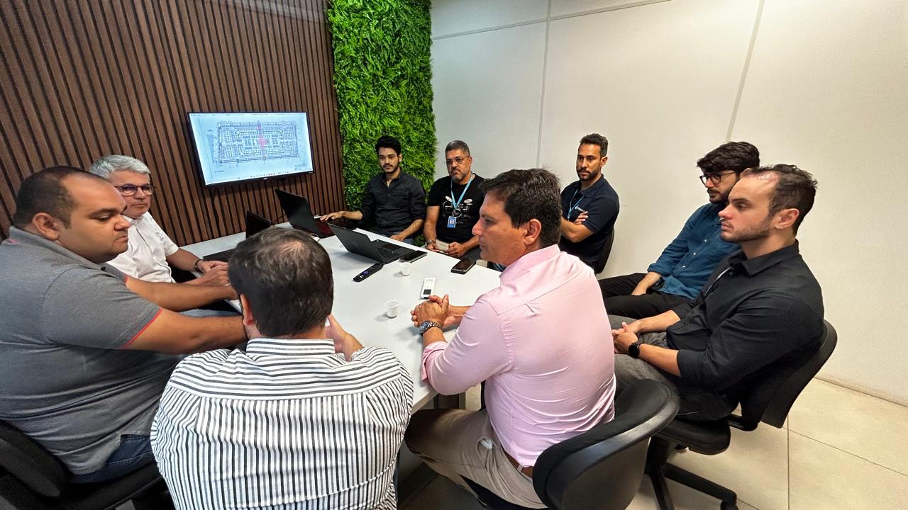 REFORMA: Seplan solicita apoio da Energisa para melhoria da rede elétrica da Feira Central