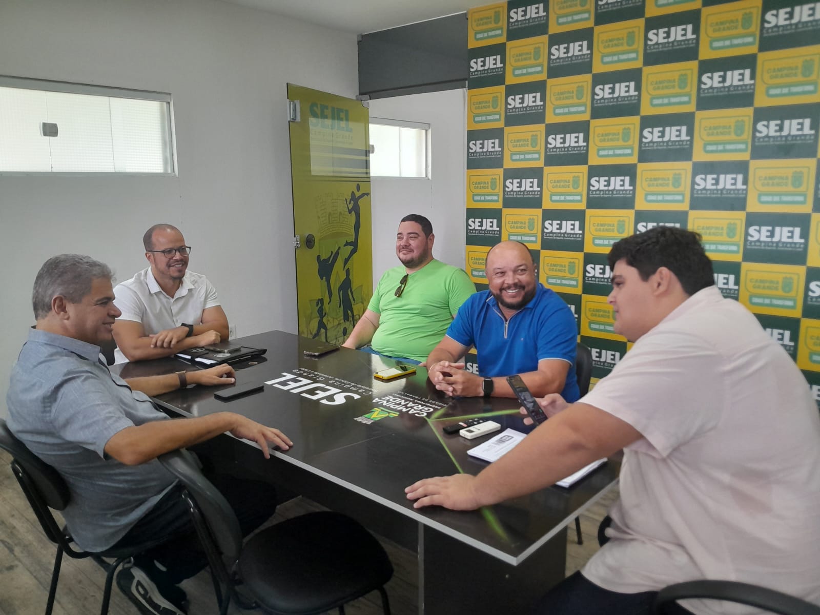 Vice-prefeito e vereadores de Campina Grande visitam a SEJEL e discutem projetos para o esporte da cidade