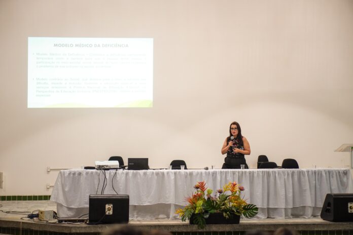 Prefeitura de Campina Grande inicia II Seminário de Atendimento Educacional Especializado