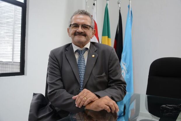 Bruno e Alcindor lamentam a morte do procurador de Justiça Valberto Cosme de Lira