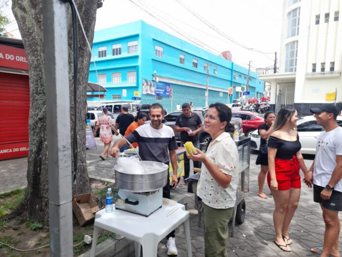 Procon de Campina Grande comemora Dia do Consumidor com mutirão de ações na Praça da Bandeira