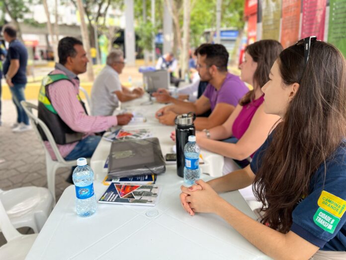 Procon de Campina Grande comemora Dia do Consumidor com mutirão de ações na Praça da Bandeira