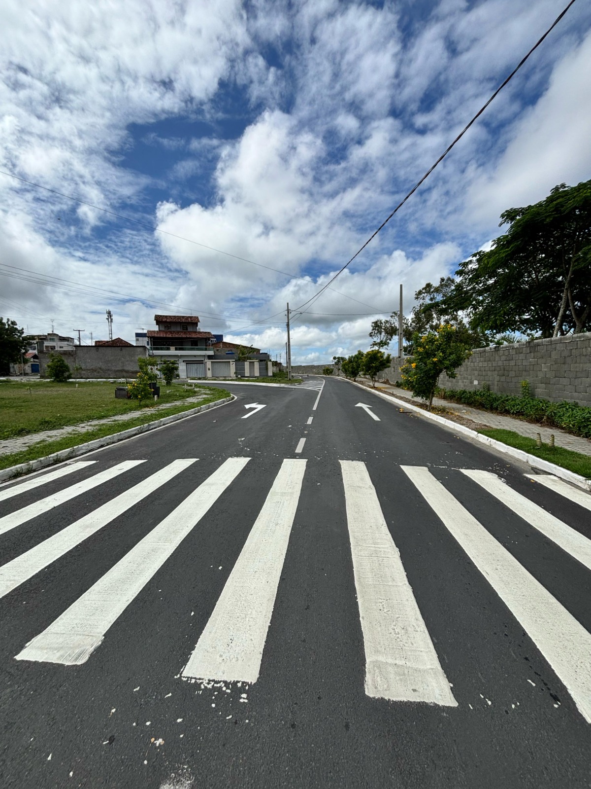 STTP implanta mão única em via e coloca nova sinalização em área de Vila Cabral de Santa Terezinha