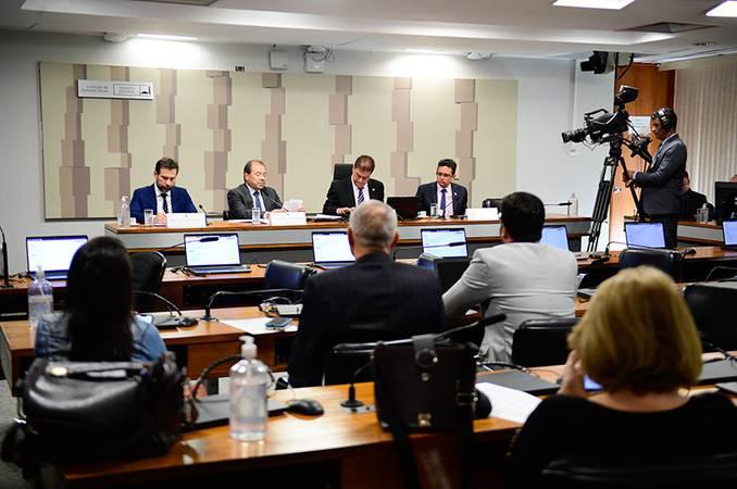 Senado: Procon de Campina Grande participa de audiência pública sobre atuação de operadoras de planos de saúde