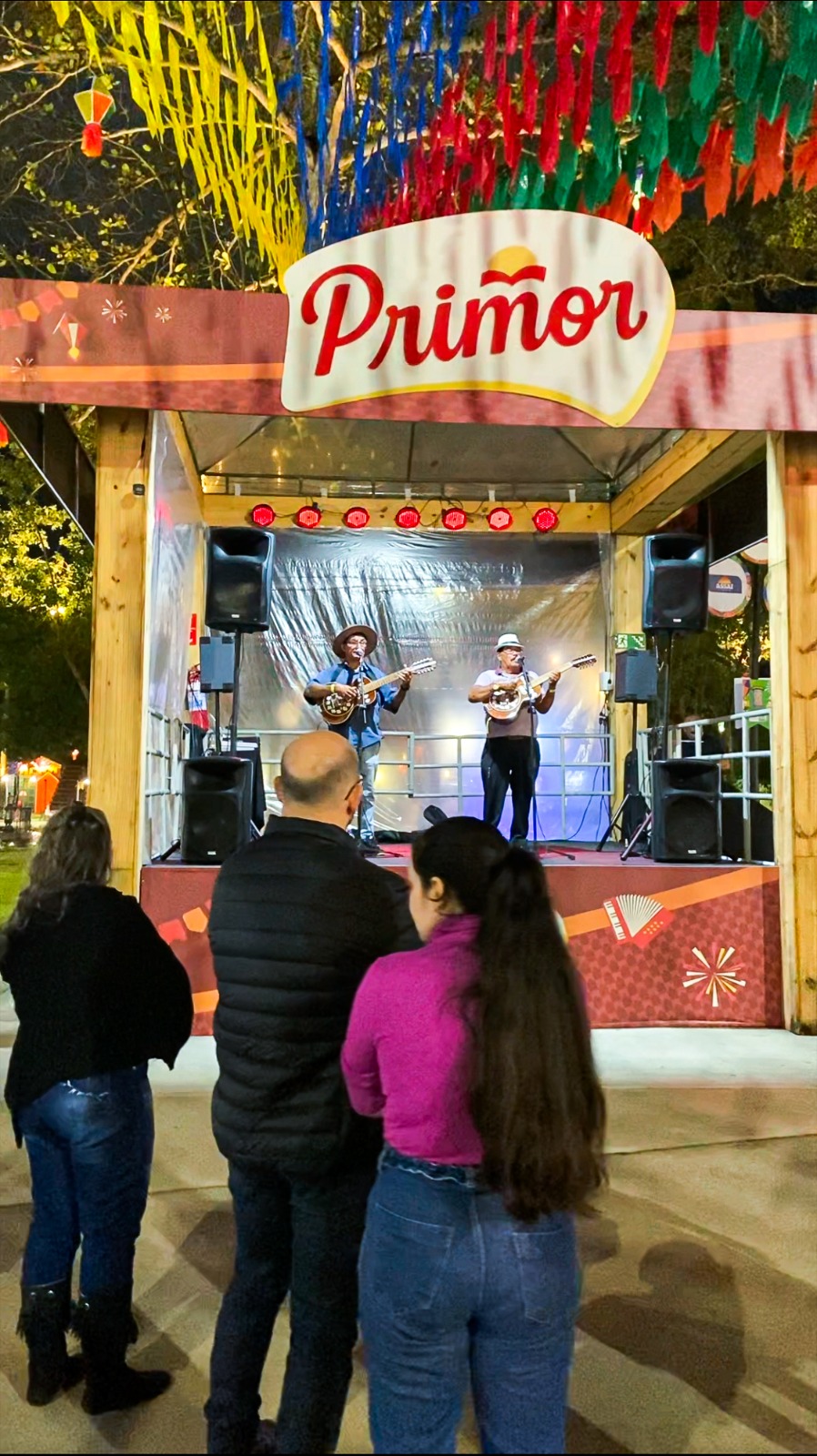 Irreverência, tradição e música boa nesta terça-feira n’O Maior São João do Mundo