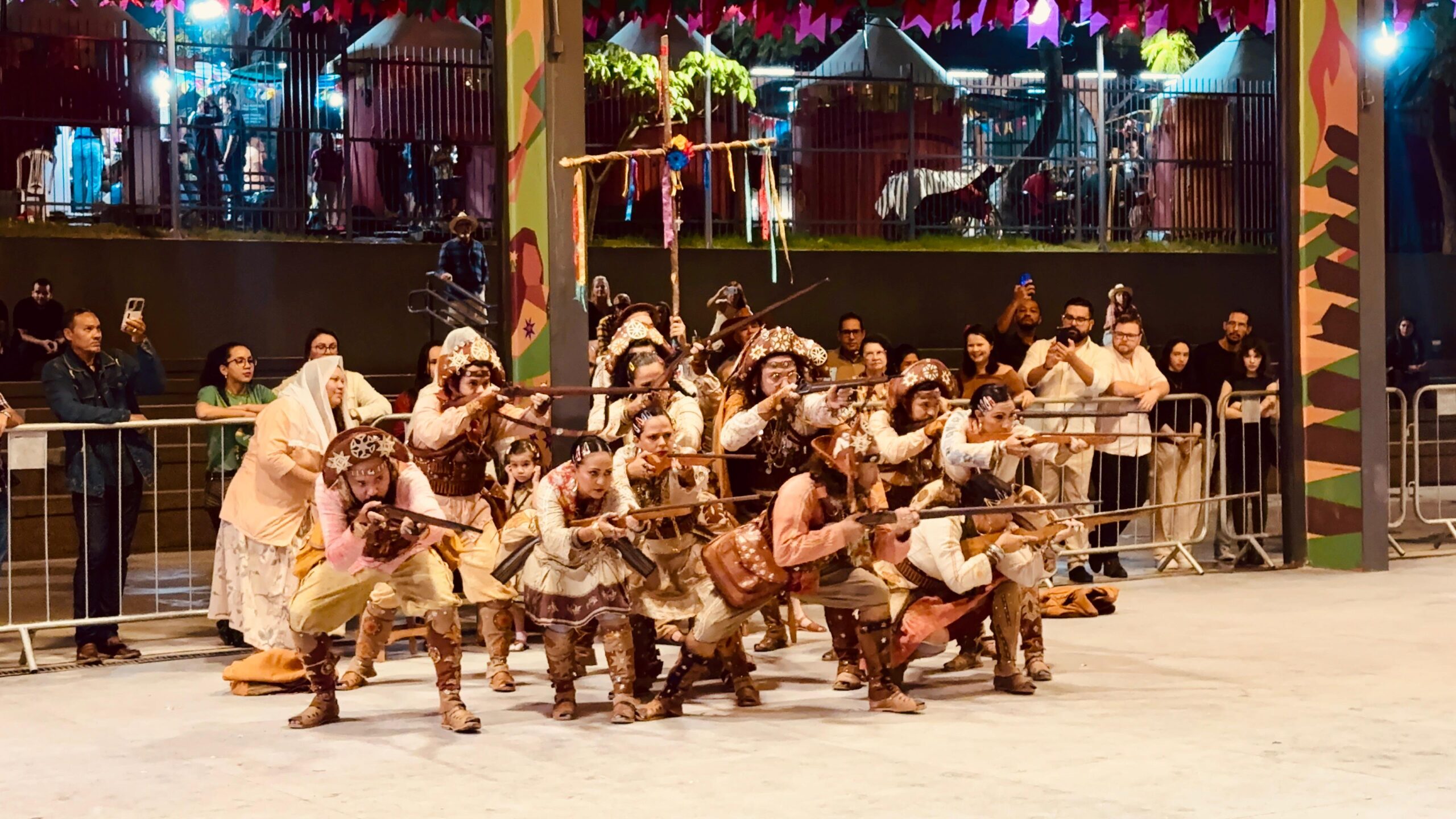 Programação cultural da véspera de São João encanta campinenses e turistas n’O Maior São João do Mundo
