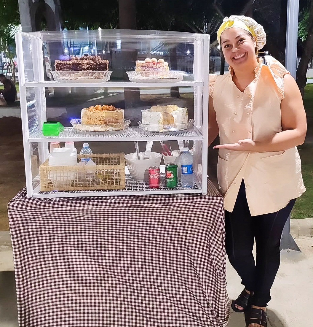Microempreendedora aposta n’O Maior São João do Mundo como vitrine e deve faturar mais de R$ 200 mil até o final da festa com venda de fatias de bolos