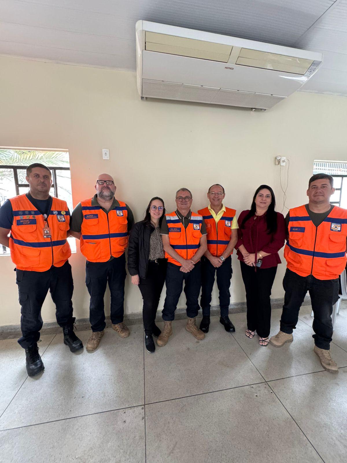 Defesa Civil de Campina Grande reúne municípios para tratar do recadastramento da Operação Carro-Pipa e implantação do novo sistema de alertas
