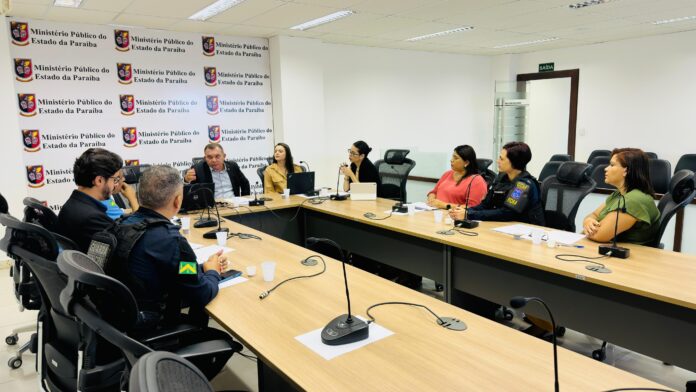 Prefeitura de Campina Grande assina termo de parceria com Ministério Público para aplicação de medidas socioeducativas aos apenados condenados por violência contra a mulher