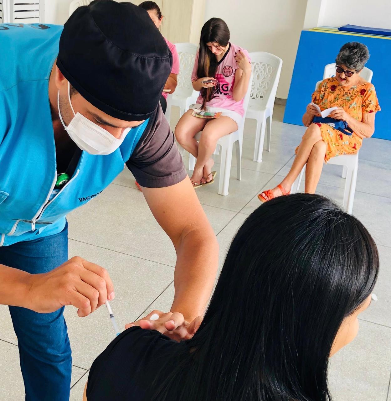 Prefeitura de Campina Grande faz balanço positivo da vacinação realizada nos Cras do Município