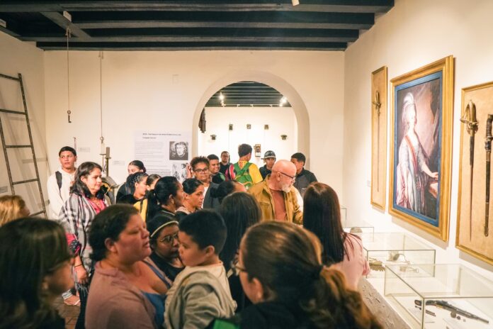 Semana do Patrimônio Histórico e Cultural: Estudantes da EJA fazem visita aos museus de Campina Grande