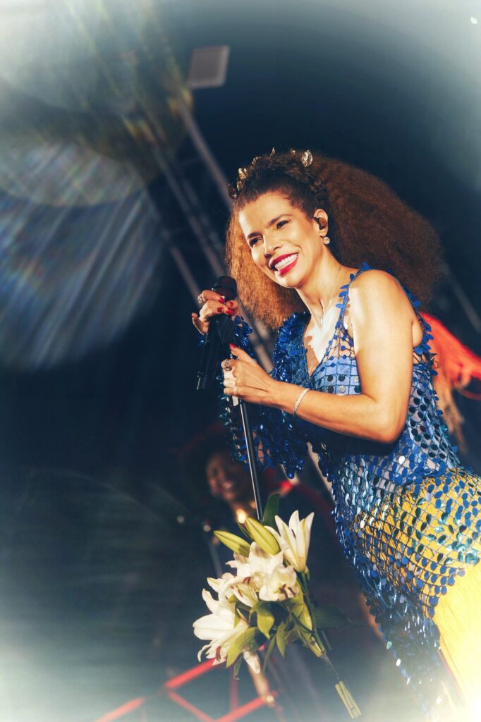 Festival de Inverno de Campina Grande lota Parque Evaldo Cruz com mais de 25 mil pessoas em show de Vanessa da Mata