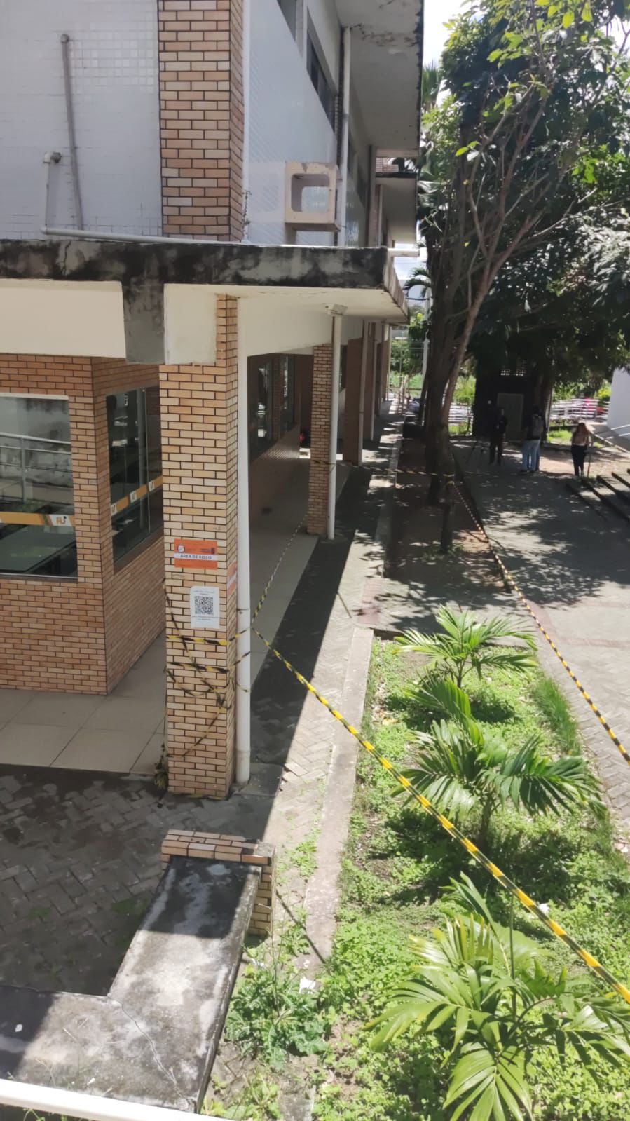 Defesa Civil de Campina Grande interdita restaurante universitário da UFCG após risco estrutural