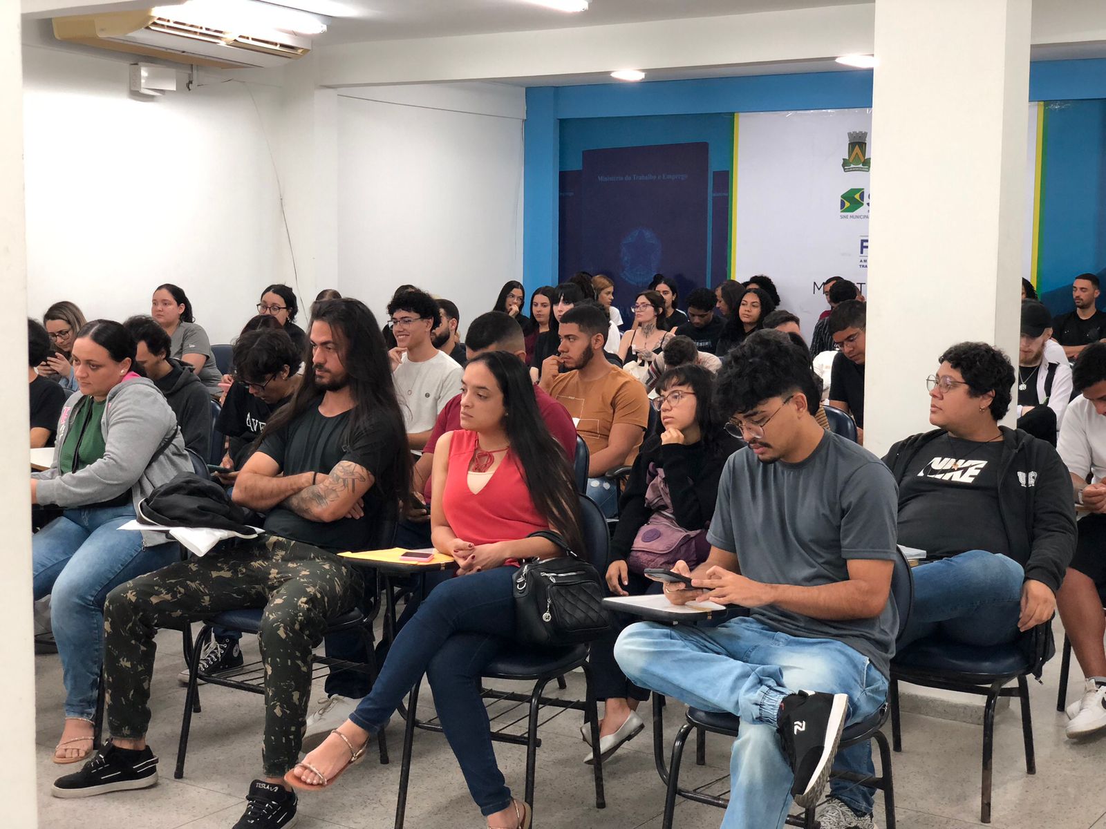 Prefeitura de Campina Grande promove Feirão Jovem Aprendiz e amplia oportunidades para jovens no mercado de trabalho