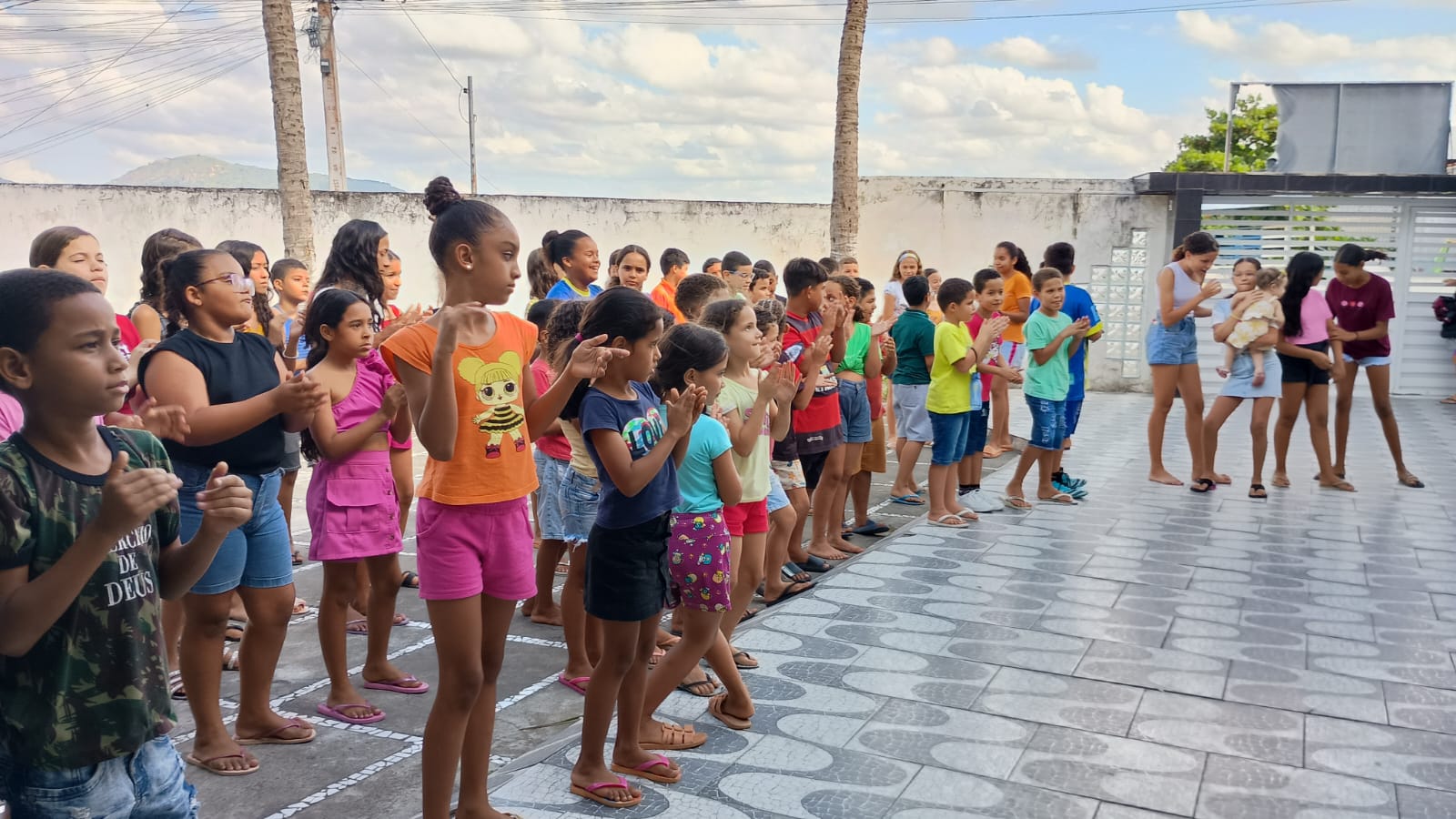 Prefeitura de Campina Grande promove confraternização inclusiva para crianças e adolescentes no Cras de Galante