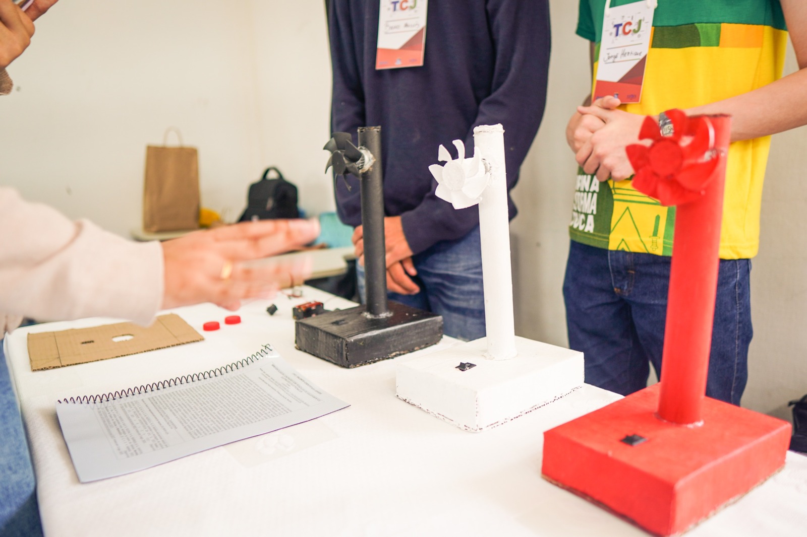 Projeto de Miniventilador, construído por estudante da rede municipal, ganha primeiro lugar no fundamental intermunicipal do Talento Científico Jovem