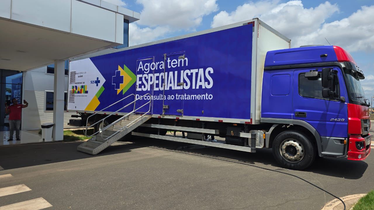 Carreta do Programa Agora Tem Especialistas chega a Campina Grande para ampliar atendimento à saúde da mulher