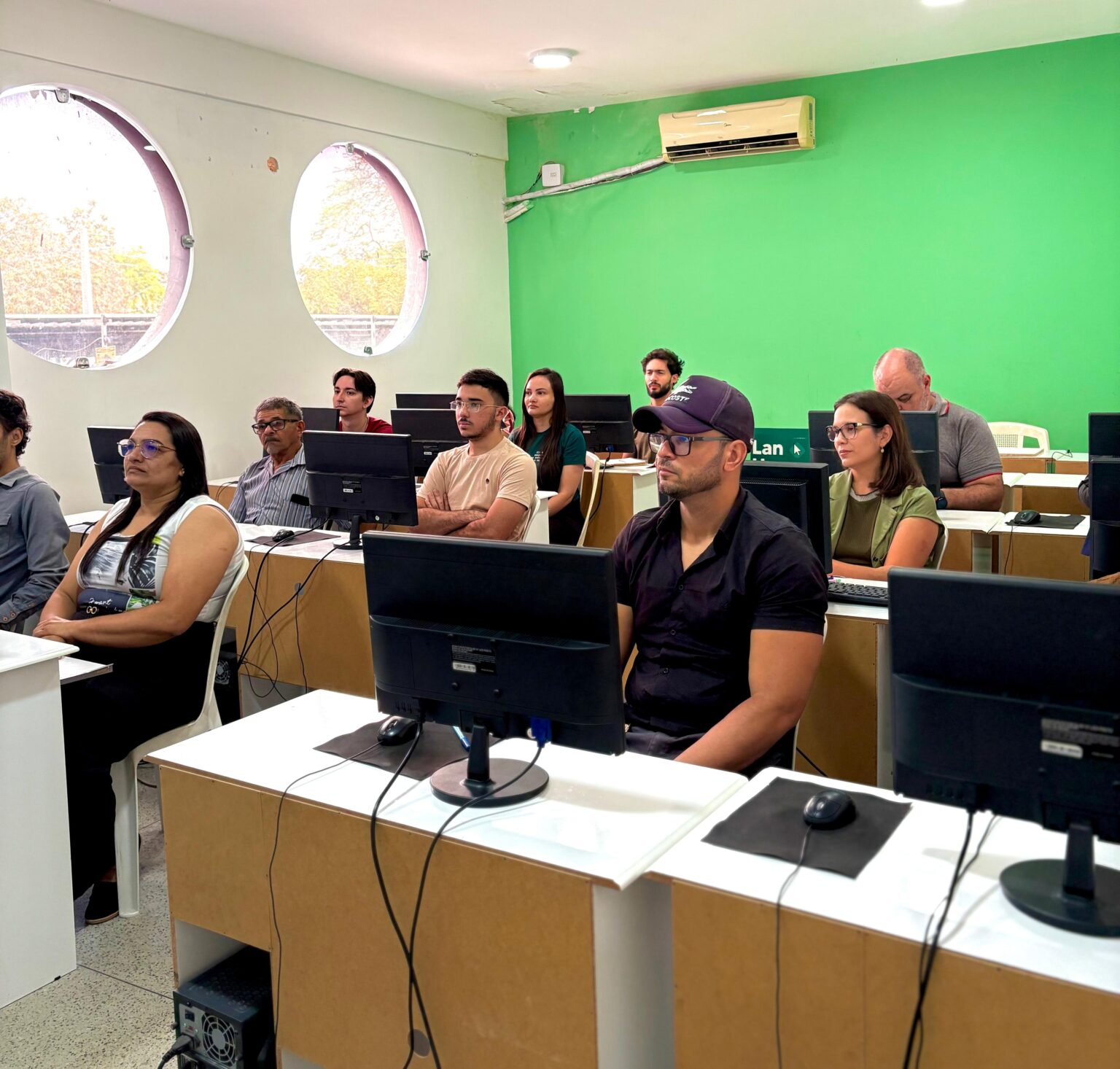 Prefeitura de Campina Grande inicia cursos gratuitos de tecnologia para ampliar inclusão digital