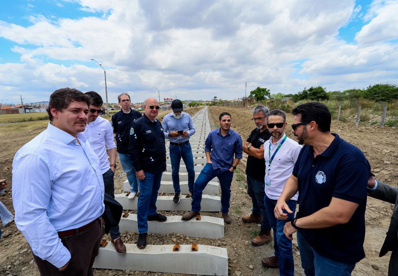 Prefeitura de Campina Grande participa de alinhamento técnico sobre coleta de dados e fiscalização para implantação do VLT
