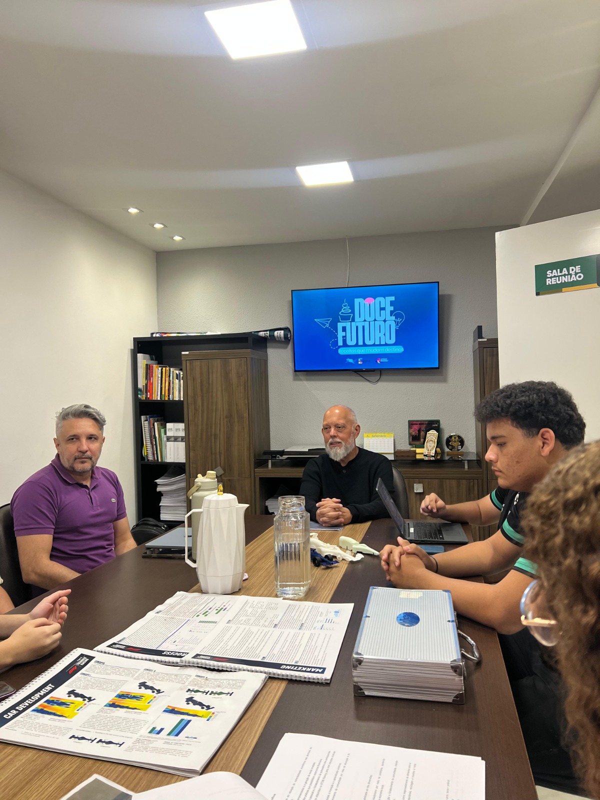 Prefeitura de Campina Grande e SESI/PB fecham parceria através de projeto social que envolve o desenvolvimento de um protótipo de Fórmula 1