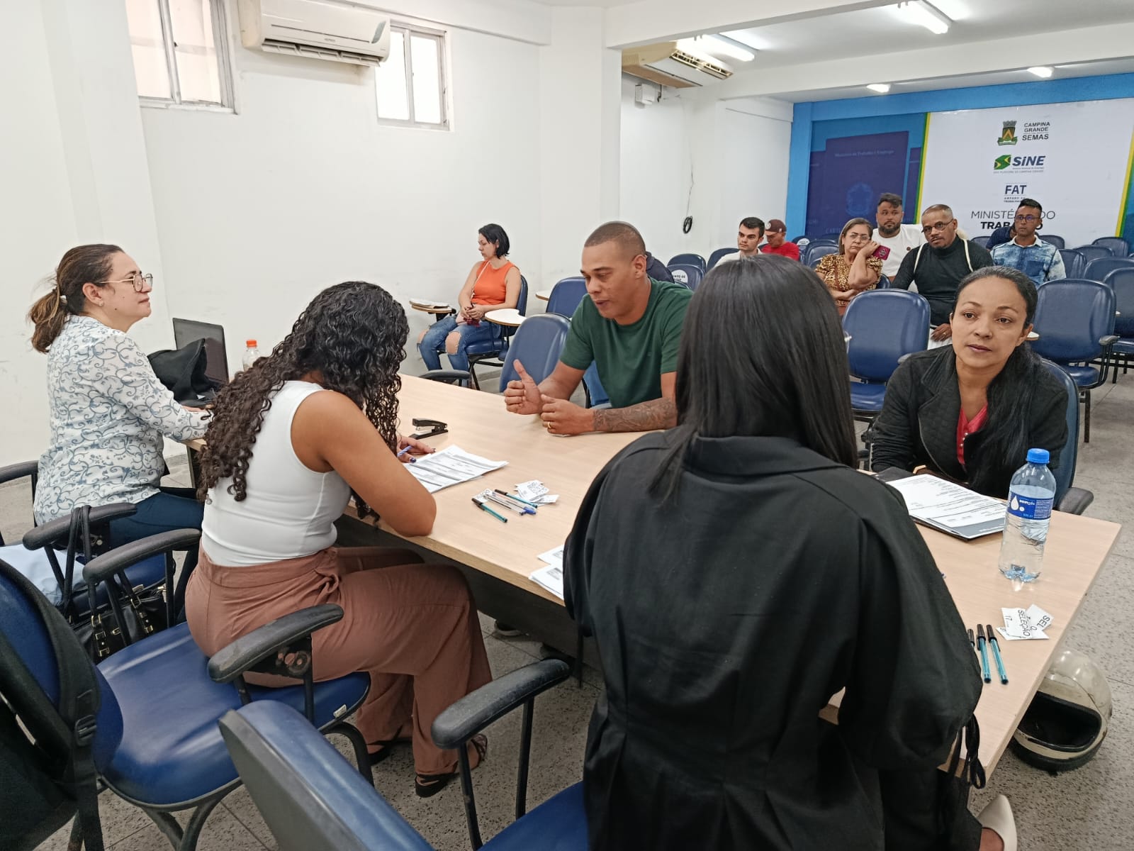 Sine Municipal de Campina Grande oferece 619 vagas de emprego por meio de empresas parceiras