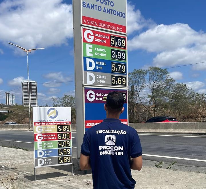 Campina Grande mantém um dos menores preços de gasolina da Paraíba, aponta pesquisa do Procon-CG