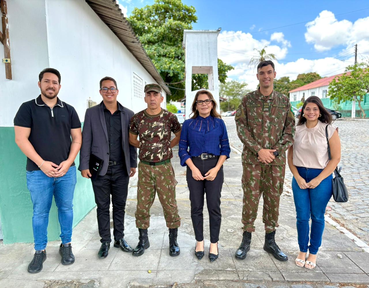 Construindo novas parcerias, SECTI realiza visita ao Quartel do Exército de Campina Grande