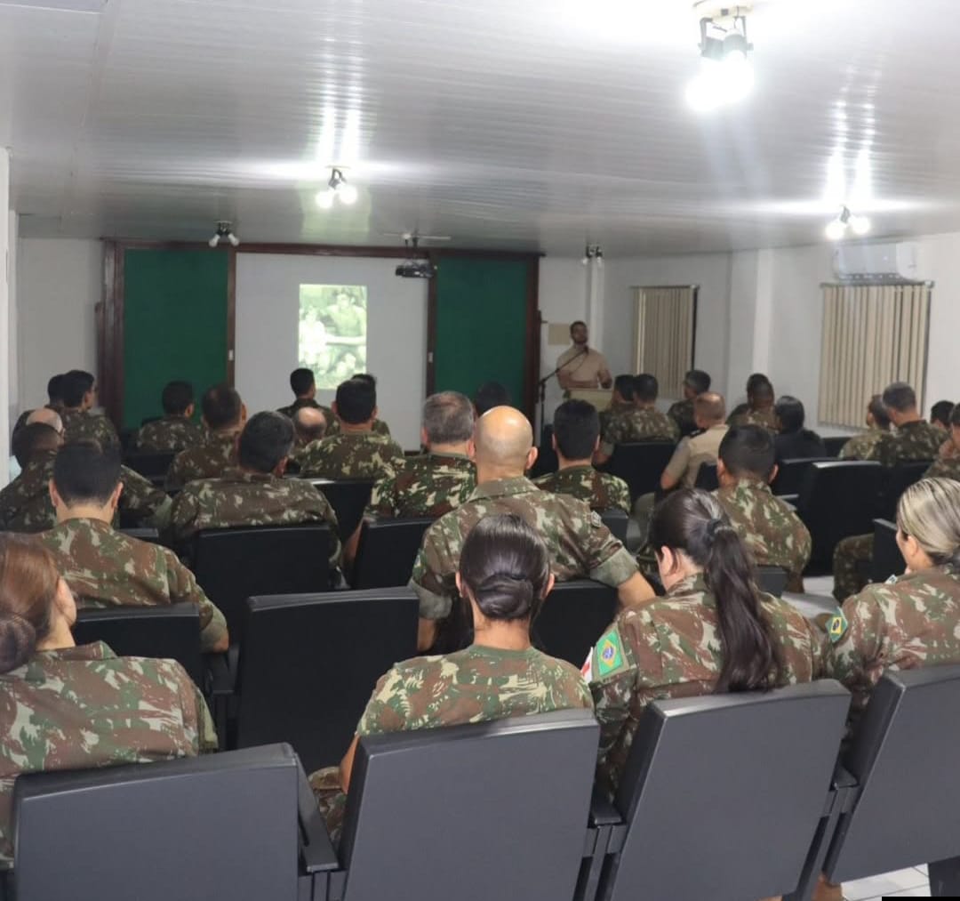 Sine Municipal firma parceria com o 31º BIMtz e organiza Feira de Empregos em Campina Grande