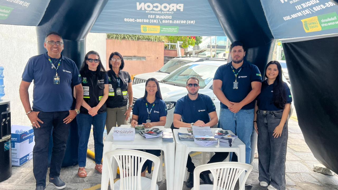 Procon Saúde: ação com tenda mobiliza consumidores e registra dezenas de reclamações