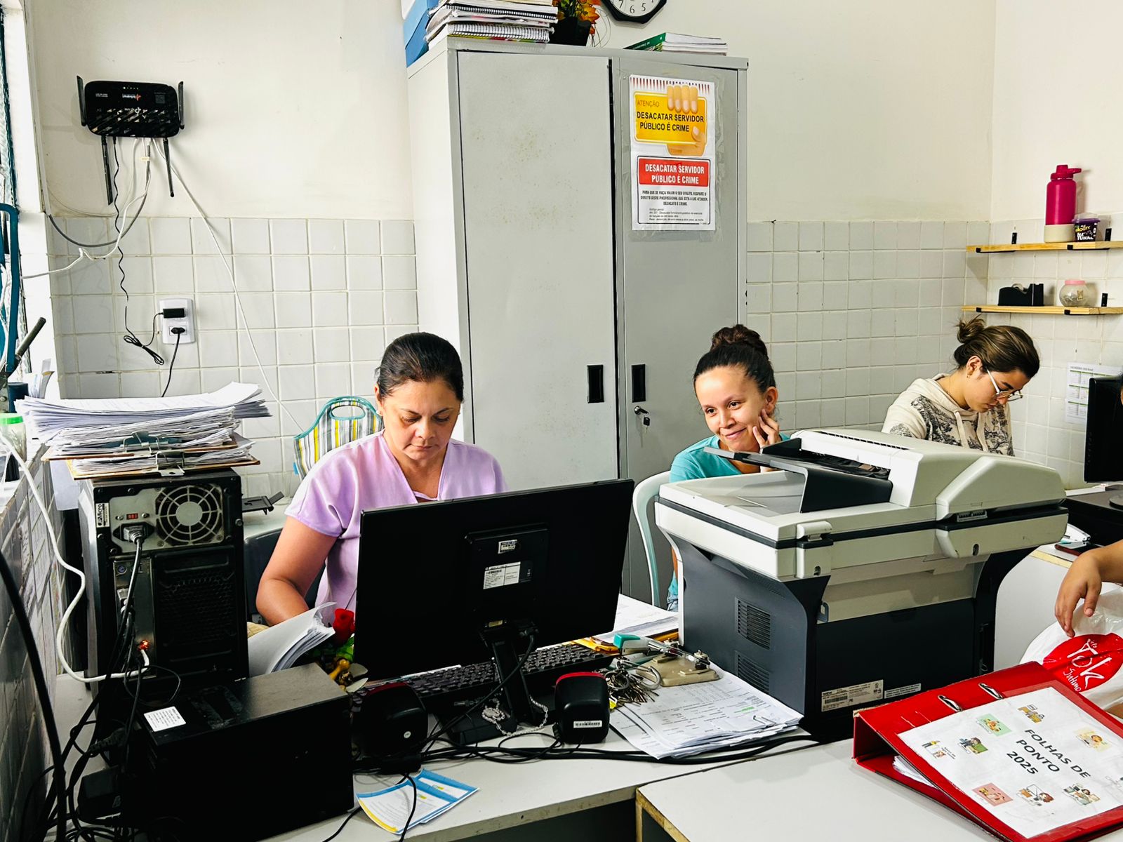 Seduc recebe quase 3 mil matrículas de novatos apenas no primeiro dia e cerca de 900 crianças transferidas da rede privada para a pública