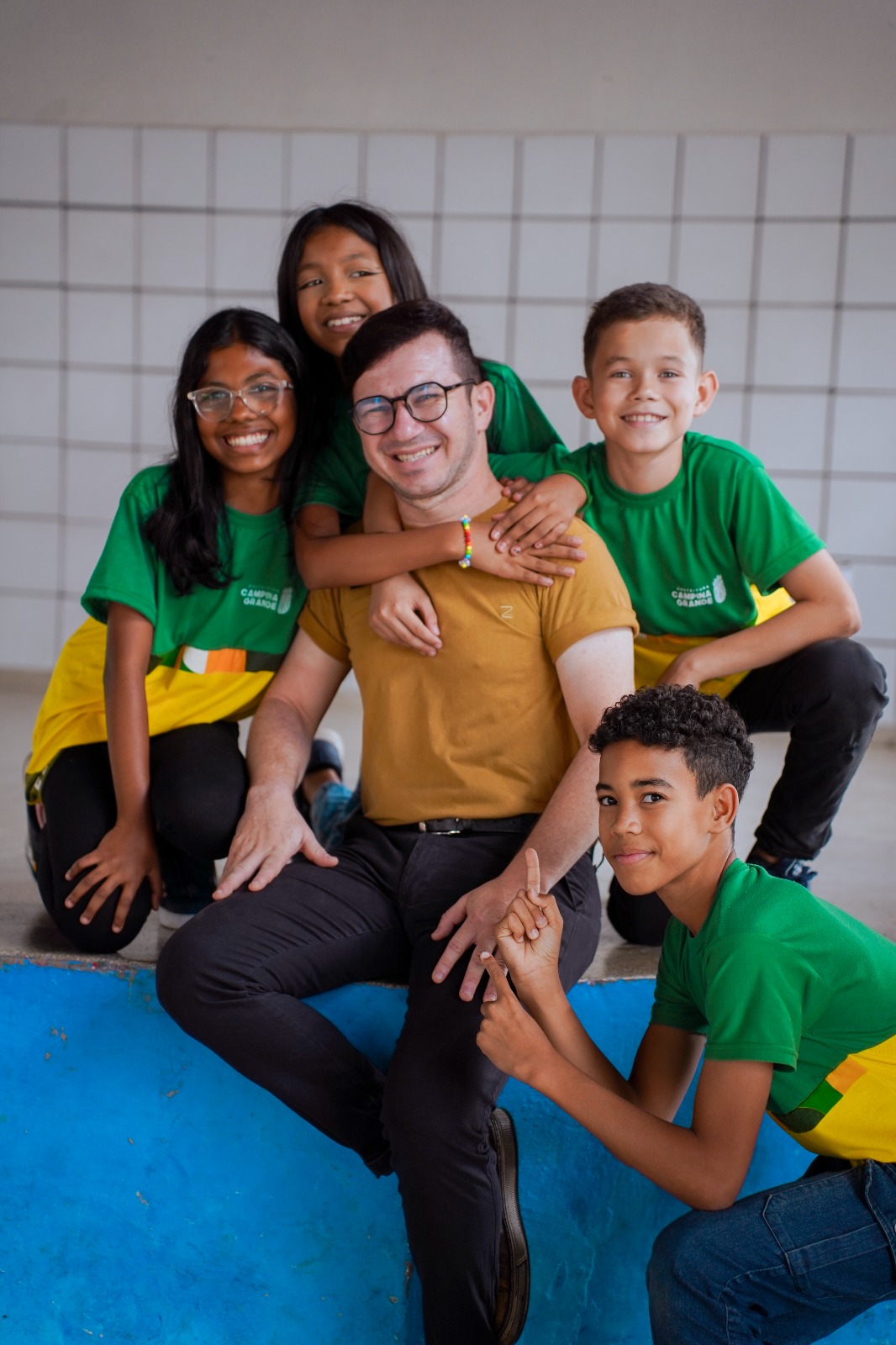 Campina Grande concede reajuste de 6% para professores da rede municipal, acima do piso nacional de 5,4%