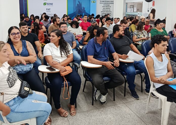 Prefeitura de Campina Grande intermedia seleção com 20 vagas de emprego para rede de supermercados