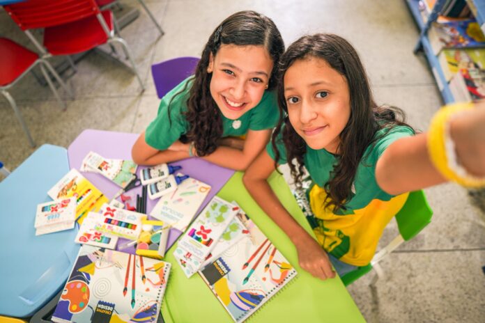 Seduc iniciará entrega da primeira remessa de fardamento escolar para 8 mil estudantes da Rede Municipal