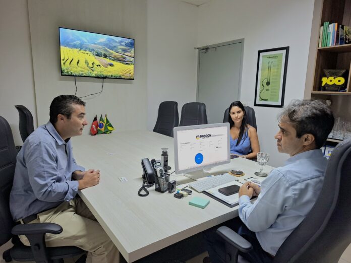 Procon de Campina Grande recebe Banco Pan e Samsung para alinhar soluções em defesa do consumidor