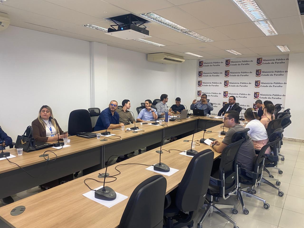 Audiência no Ministério Público debate soluções a longo prazo para melhoria da qualidade da água do Açude Velho